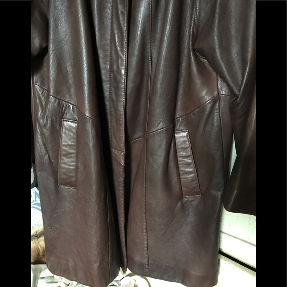 Vintage Genuine Leather Coat - Picture 5 of 7